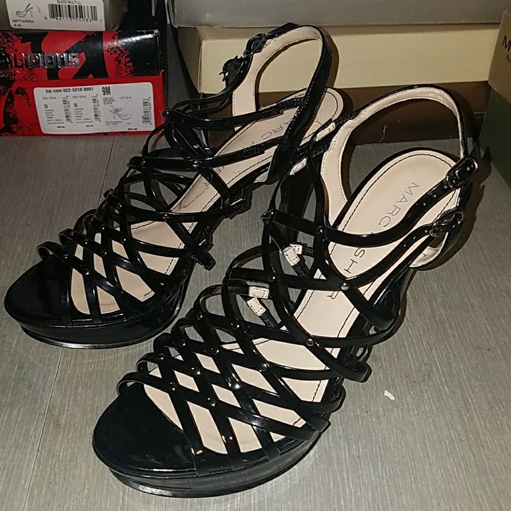Marc Fisher Sexy Strappy Sandals size 9